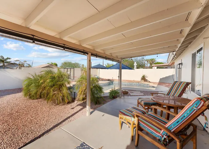 Lavish 3br Haven W Private Pool Holiday home *