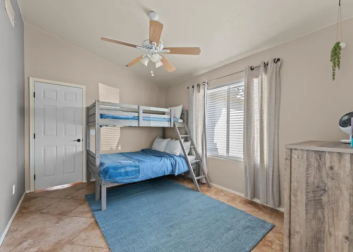Holiday home Lavish 3br Haven W Private Pool Mesa