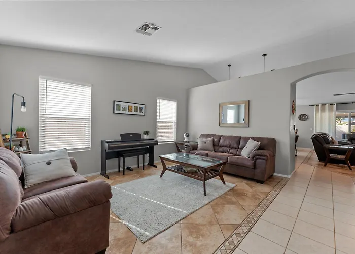 Lavish 3br Haven W Private Pool Holiday home